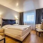 Congress Hotel 3*