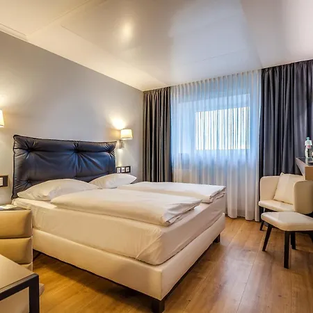 Dorint Kongresshotel Hotel 3*