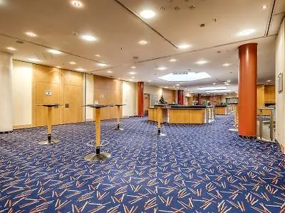 Congress Hotell 3*