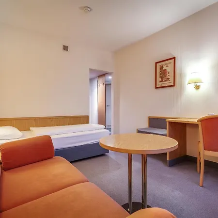 Dorint Kongresshotel 3* Chemnitz