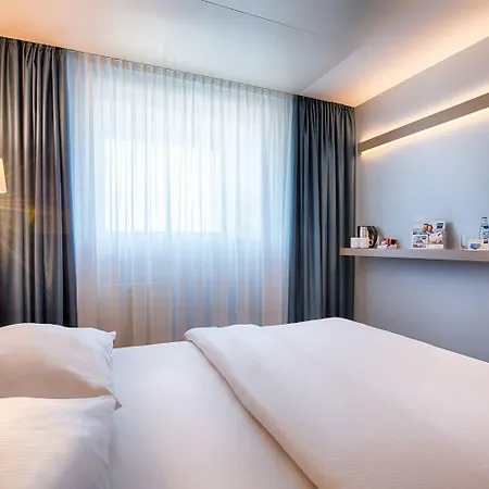 Congress מלון 3*