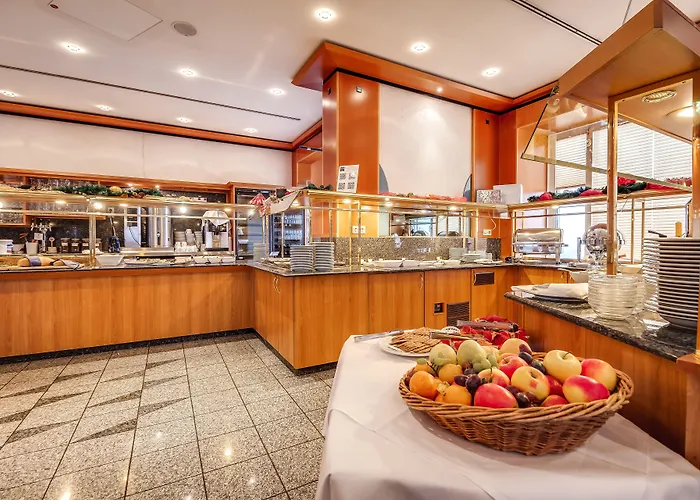 فندق Congress 3*